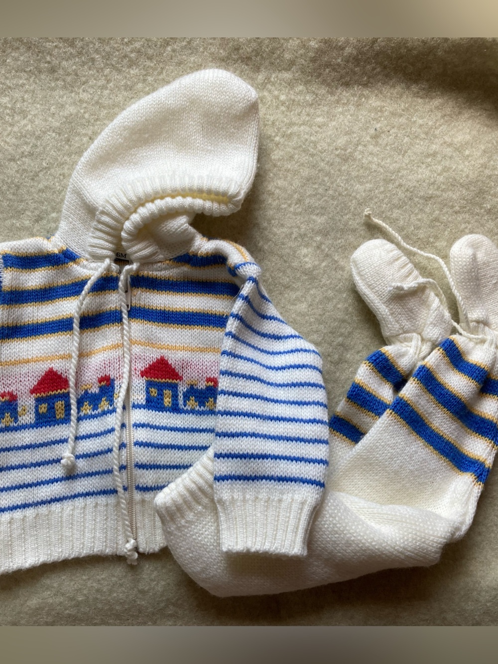 Vintage Knit Set 6M Excellent Condition